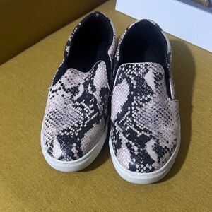 A New Day Black and Cream Snake Print Sneakers